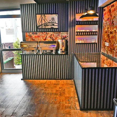 Leyenda Boutique Aparthotel